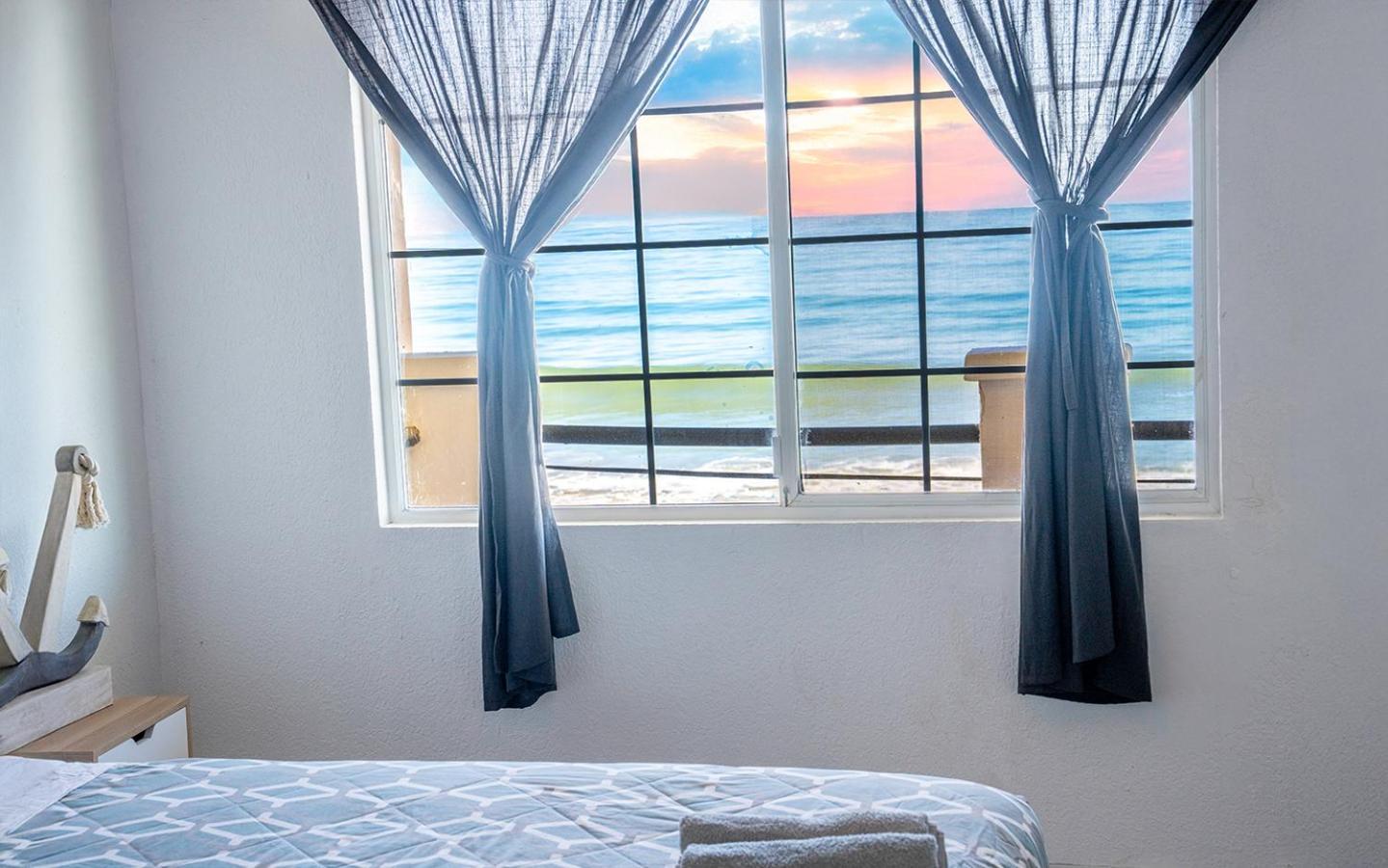 Beachfront Two Bedroom With 3 Beds Тихуана Экстерьер фото